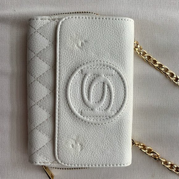 Bebe Chain Wallet Purse - Picture 1 of 5